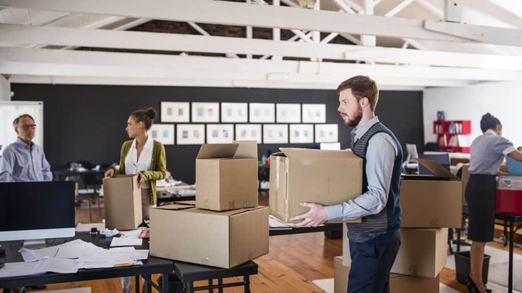 How Can Office Movers in Dubai Simplify Your Relocation Process