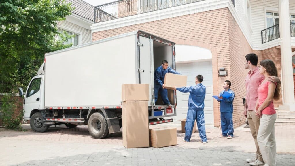 How Can a Movers Company Simplify Your Relocation Process