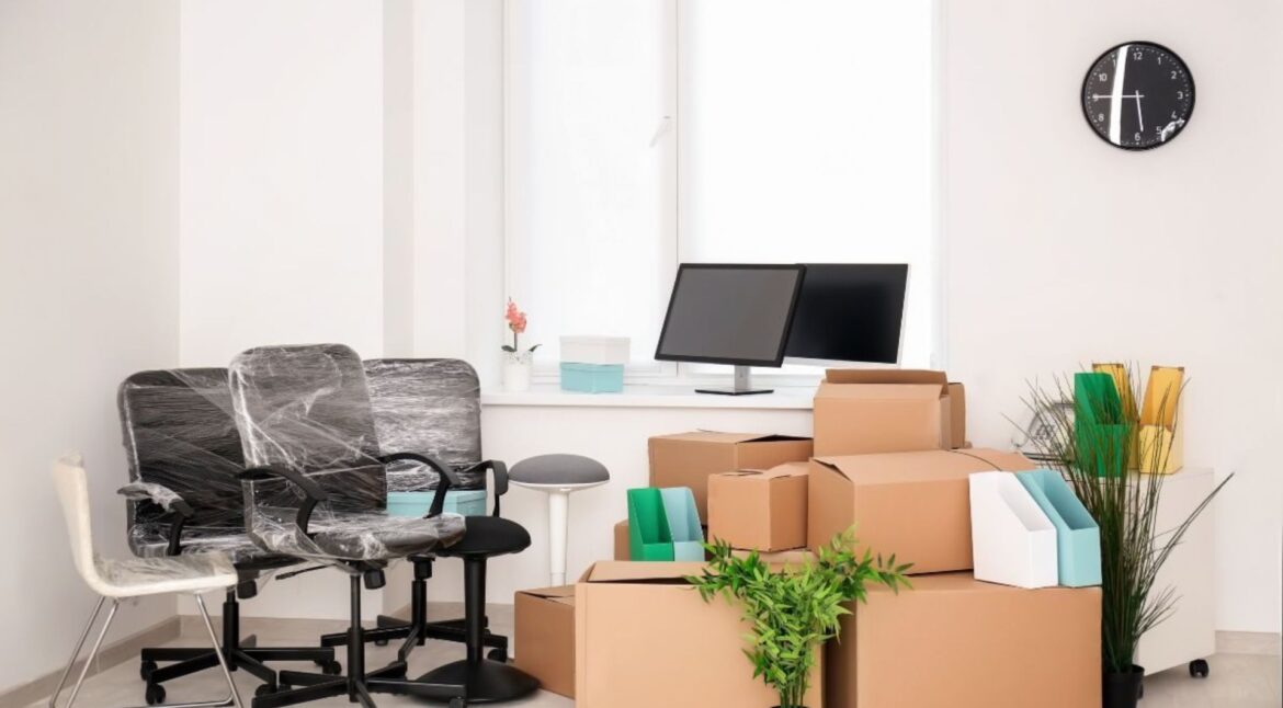 Things to Know Before Booking Office Movers in Dubai