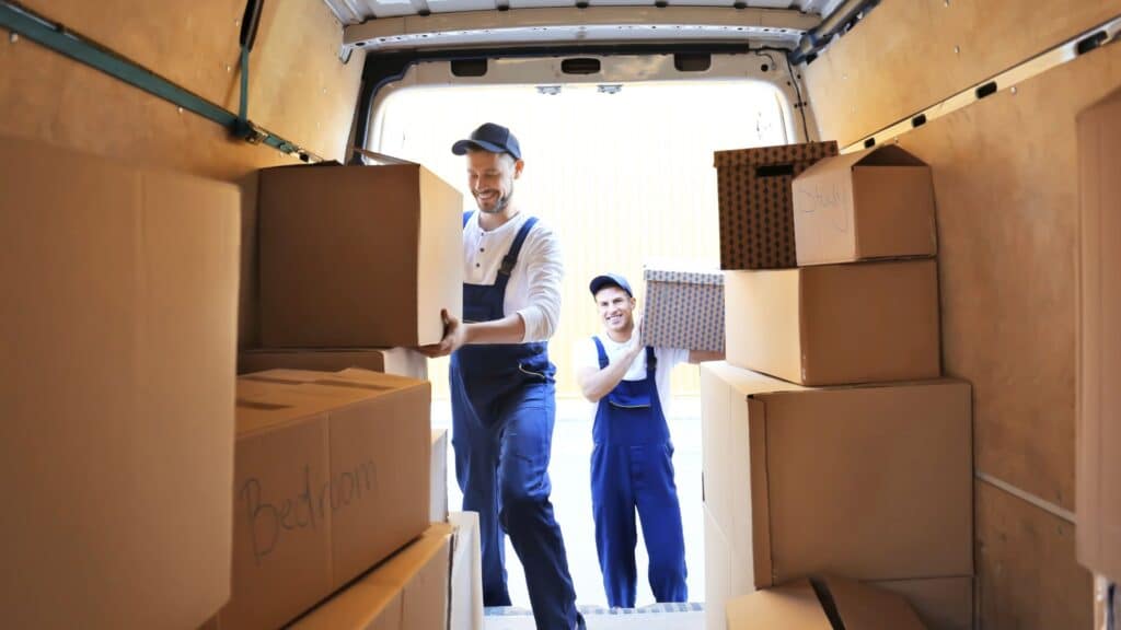 What Are the Key Questions to Ask Movers in Dubai Before Hiring Them