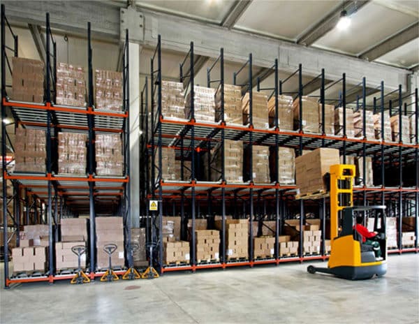 Storage services in Dubai